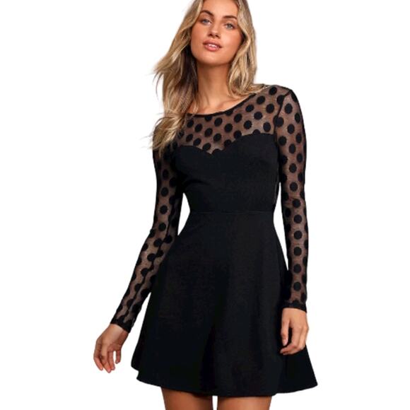 Lulu's Dresses & Skirts - New Lulu's black sheer polka dot mesh sleeve sweetheart neck skater dress Med